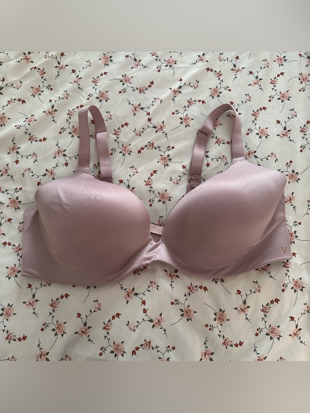 Victoria's Secret Lilac Smooth Bra Perfect Shape Push Up 38D Semi Lined V Logo